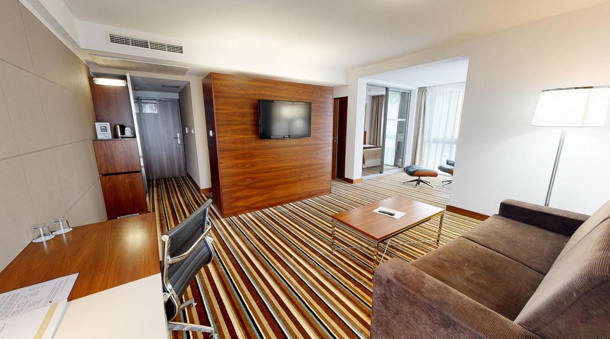 Business Hotel Astrum Laus 레비체 외부 사진
