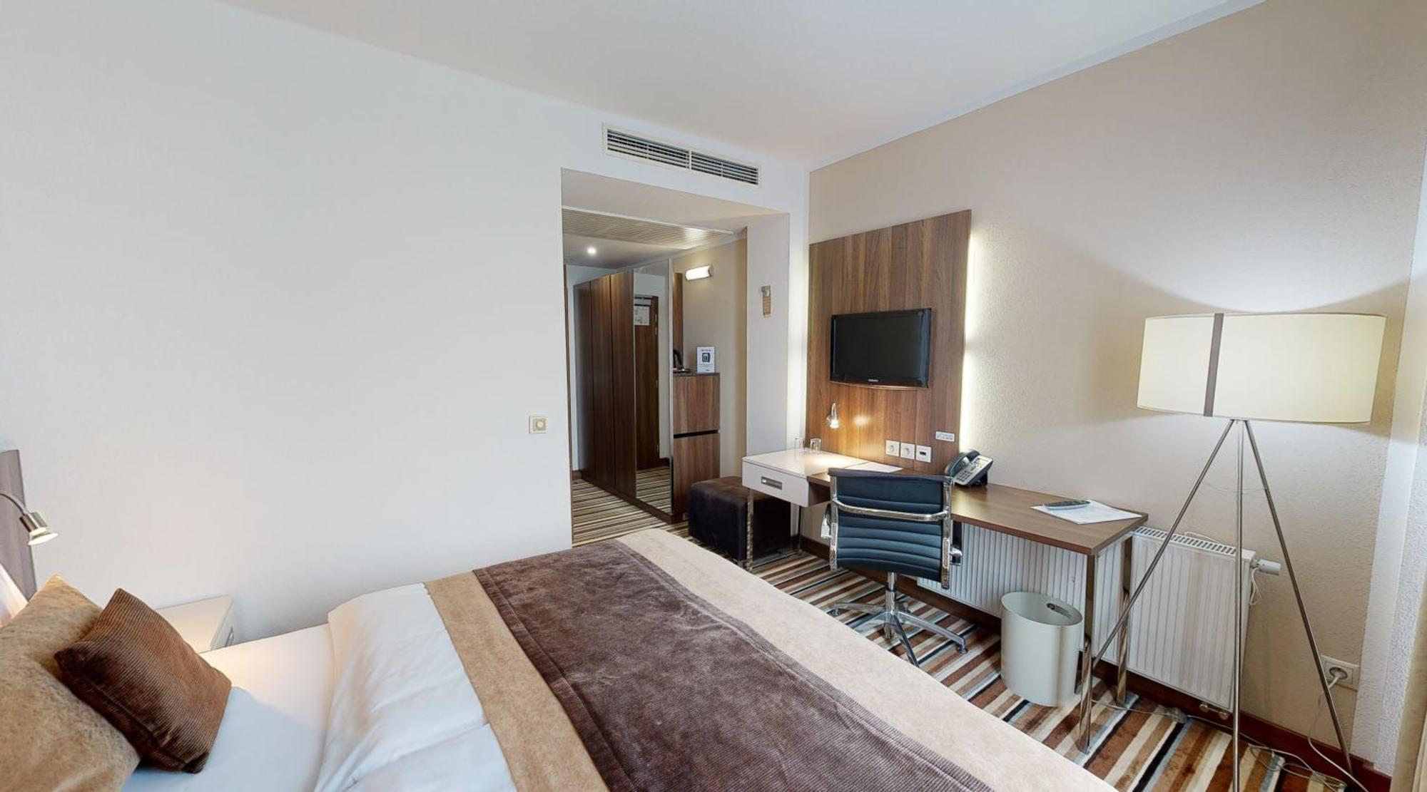 Business Hotel Astrum Laus 레비체 외부 사진