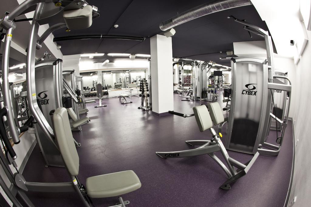 Business Hotel Astrum Laus 레비체 외부 사진